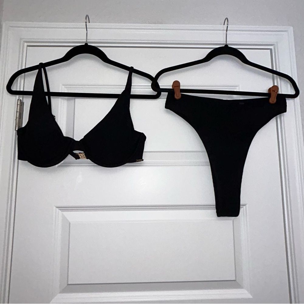 ALOHRA Two Piece Ribbed Cheeky Thong Bikini Swimsuit Set